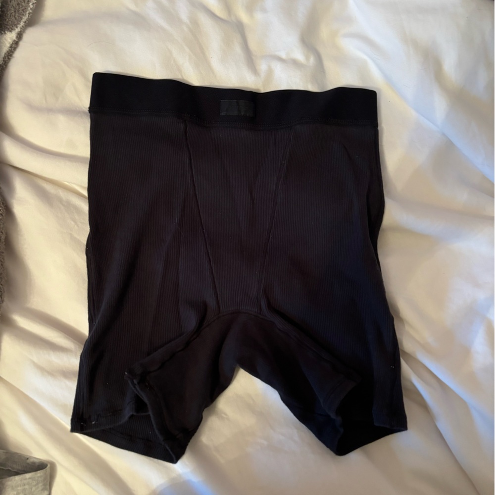 Skims boxer shorts